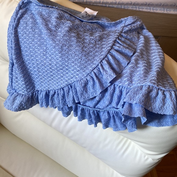 Shein Kids Beach Coverup - Picture 3 of 4